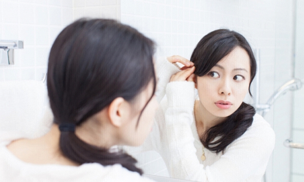 4 thứ ở mắt vạch trần người gan yếu, đang mắc bệnh