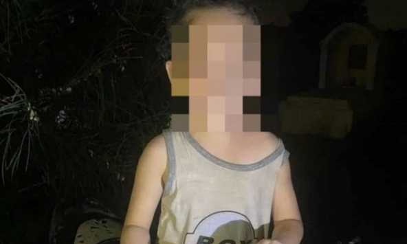 Đau lòng vụ tai nạn trên đường về quê nghỉ lễ 2/9 khiến người đàn ông tử vong, bé trai ngồi khóc gọi bố mẹ