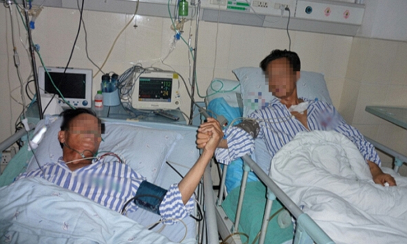 Hai người cùng mắc ung thư gan dù không bia rượu hay thuốc lá, bác sĩ ngỡ ngàng vì điểm chung gây bệnh là thứ nhà ai cũng có