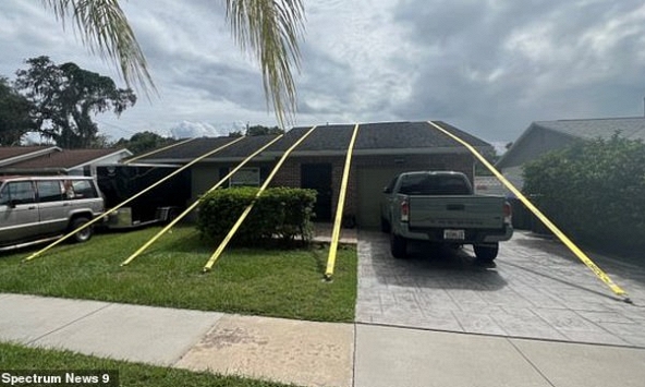 Buộc dây quanh nhà để tránh bão Milton, ngôi nhà bỗng dưng nổi tiếng nhất MXH có ổn không?