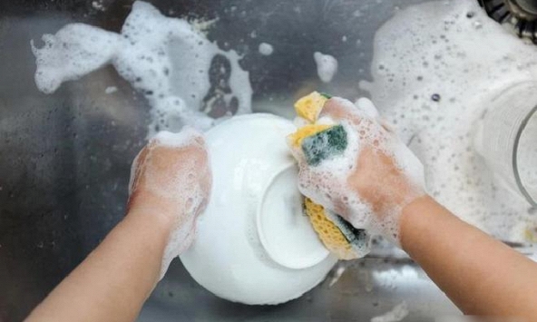 Khuyên chân thành: 5 thói quen sử dụng nước rửa bát tai hại nên bỏ ngay, càng làm lâu cơ thể càng ăn nhiều 'thuốc độc'