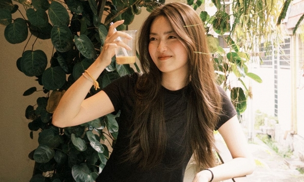 “35 tuổi, Tết biếu mẹ 10 - 20 triệu, đi nước ngoài 2-3 lần, học nhiều thứ, vậy có cần lấy chồng không?”