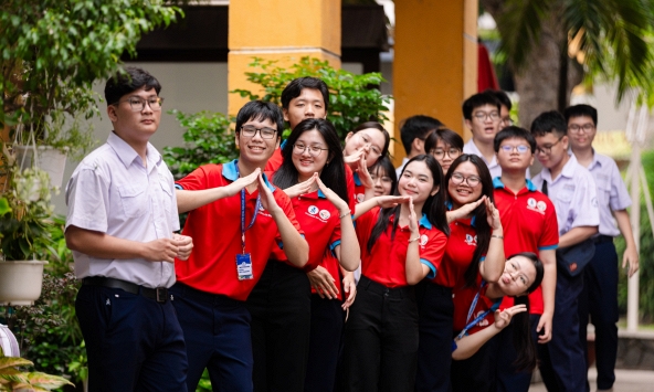 CẬP NHẬT: Đề thi và gợi ý đáp án môn Ngữ Văn vào lớp 10 TP.HCM năm 2026