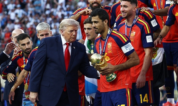 Sự xuất hiện của Tổng thống Donald Trump tại trận chung kết World Cup gây chú ý đặc biệt