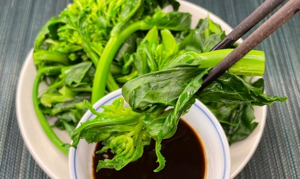 Loại rau lọt top 10 “tốt nhất thế giới”, vitamin C vượt xa cam, chứa chất chống ung thư độc quyền: Bạn biết rau gì không?