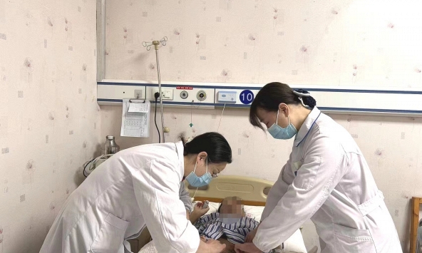 Cậu bé 14 tuổi suy thận rồi qua đời vì loại đồ uống 'vạn người mê'