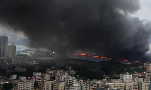 Cháy lớn tại nhà máy xe điện BYD ở Trung Quốc: Đằng sau con số không có thương vong là điểm yếu chí mạng về an toàn!