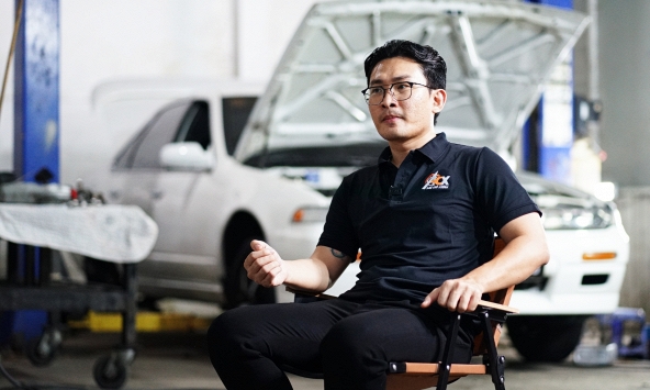 “Não bộ” xe PHEV bị khóa trái: thợ máy lao đao, chủ xe không có cách nào khác ngoài vào hãng