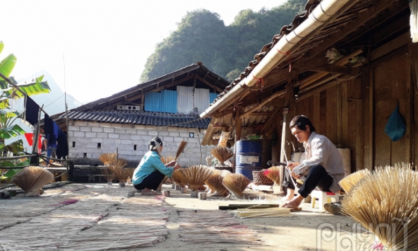 Rộn ràng làng hương Phja Thắp mỗi độ Tết về