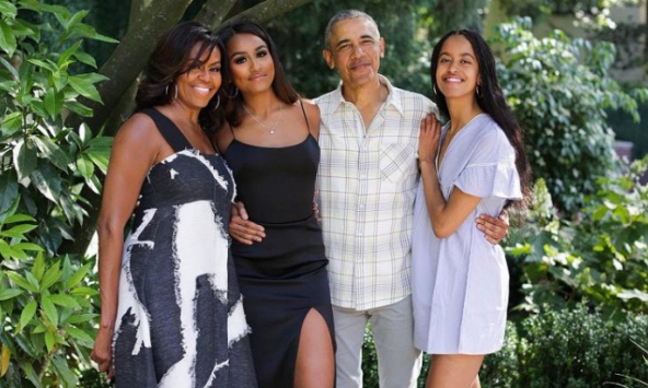 Những ngày tự cách ly của gia đình cựu tổng thống Obama trong đại dịch Covid-19.