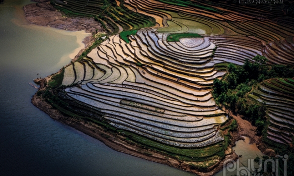 Chiêm ngưỡng vẻ đẹp huyền ảo của Y Tý mùa đổ nước