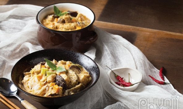 Bún cà ri chay cho mùa thu