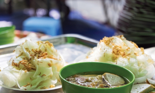 Bánh cuốn Thanh Trì, món ăn không thể không thử khi đến Hà Nội