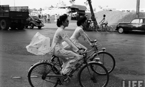 Áo dài, một nét tâm hồn Việt