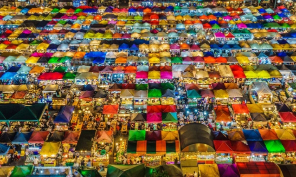 Tại sao Thái Lan?