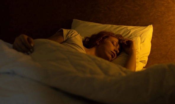 Ánh sáng quá chói vào ban đêm có thể gây tổn hại nghiêm trọng cho tim mạch