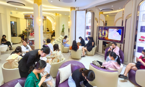 LG Clinic – Phòng khám hàng đầu về trẻ hoá da Karisma Rh Collagen với 5 tiêu chí an toàn, chuẩn y khoa