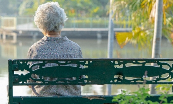 Không khí ô nhiễm làm tăng nguy cơ trầm cảm ở người cao tuổi