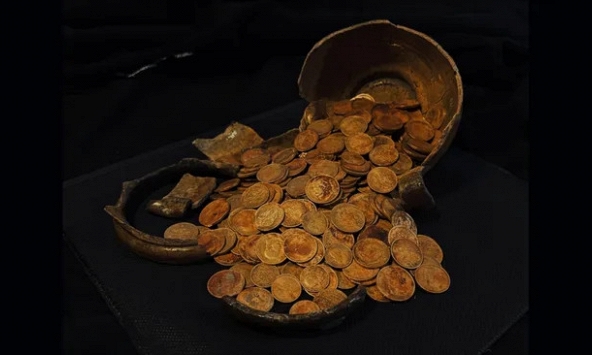 Kho báu thời Cách mạng Nga bất ngờ được phát hiện khi xây nhà