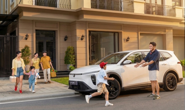 Xe du lịch gia đình thời “ngại tốn xăng”: VinFast VF MPV 7 ghi điểm nhờ hạ tầng sạc phủ rộng và chính sách sạc 0 đồng