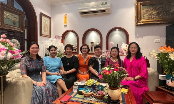 Những “đóa sen nghệ thuật” trong ngôi nhà nữ trí thức Việt Nam