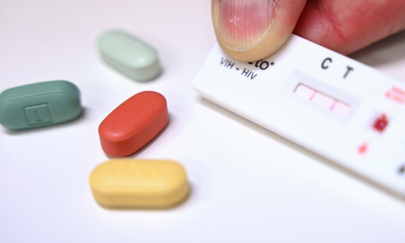 Một loại thuốc viên mới điều trị HIV cho hiệu quả tích cực trong thử nghiệm đầu tiên trên người