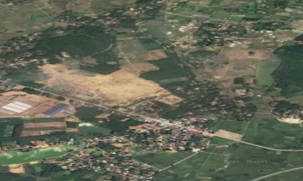 Hiện trường đau lòng vụ xe máy và ô tô con bị vùi lấp khiến 2 phụ nữ tử vong