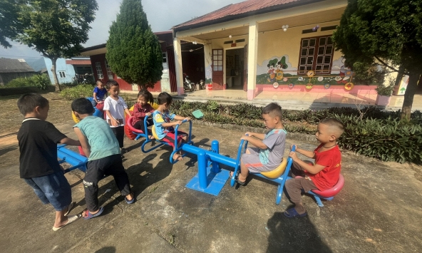 Thủ tướng Chính phủ: sắp xếp trường công lập để mỗi xã có tối thiểu 1 trường mầm non và 1 trường phổ thông