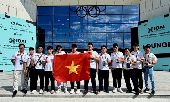 7/8 học sinh đội tuyển Việt Nam giành huy chương ở Olympic Trí tuệ nhân tạo quốc tế