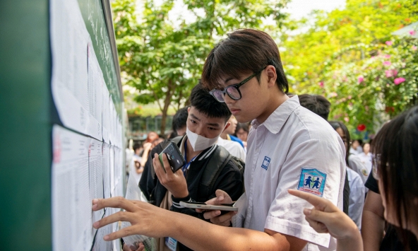 Điểm chuẩn đại học 2026: ngành STEM tăng sức hút, thí sinh giỏi Toán chọn ngành xã hội