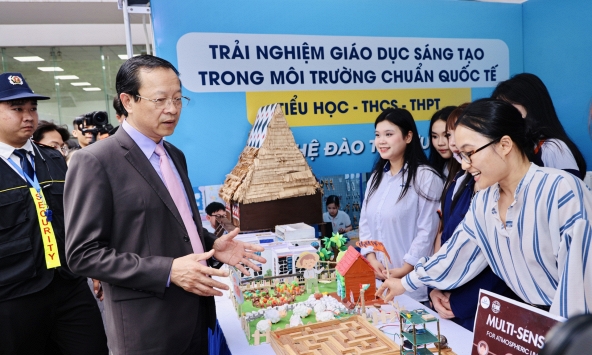 1.500 nhà khoa học trẻ, sinh viên xuất sắc được cấp học bổng học công nghệ chiến lược ở nước ngoài