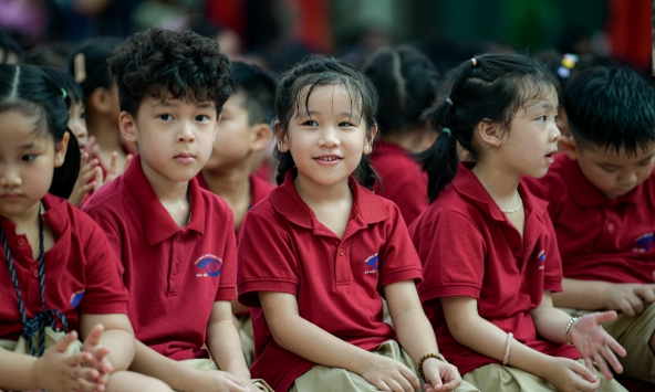 Giao các sở Giáo dục và Đào tạo phối hợp với Nhà xuất bản Giáo dục Việt Nam đảm bảo đủ sách giáo khoa