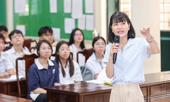 Hà Nội giảm 2.366 hiệu trưởng, hiệu phó sau sắp xếp trường học