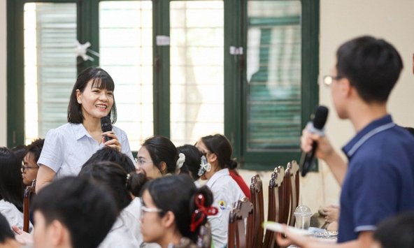 Dự kiến chế độ phụ cấp chức vụ của cán bộ quản lý không lệ thuộc vào phân hạng cơ sở giáo dục
