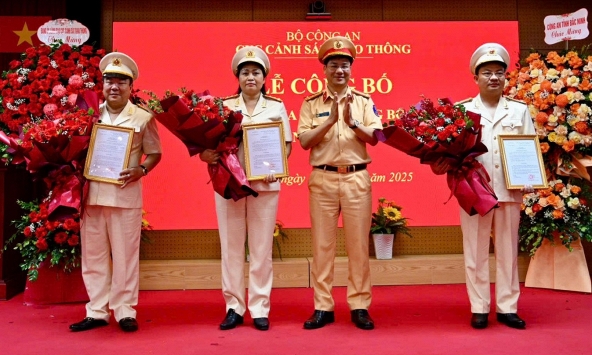 Lần đầu tiên Cục Cảnh sát giao thông có nữ phó cục trưởng