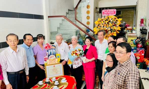 TP.HCM: Thống nhất chính sách chúc thọ, mừng thọ người cao tuổi