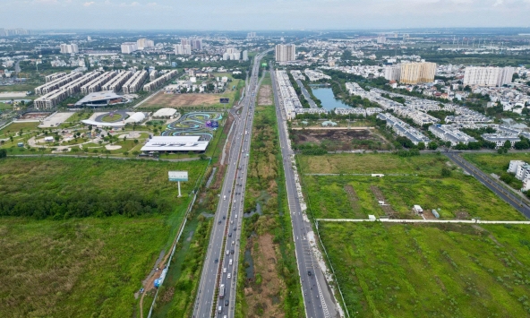 Lượng quan tâm bất động sản bùng nổ, thị trường bước vào chu kỳ mới