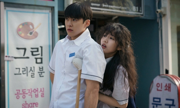 “Chuyện tình tóc rối” - Hoài niệm về những bất an tuổi trẻ