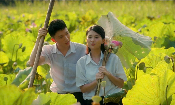 Ai cũng có một thuở ngây ngô trong “Cách em 1 milimet”