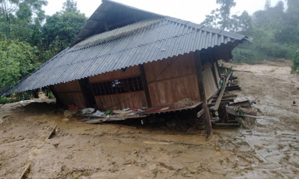 Lào Cai: Xã Dương Quỳ tan hoang sau mưa lũ, chính quyền kêu gọi hỗ trợ khẩn cấp