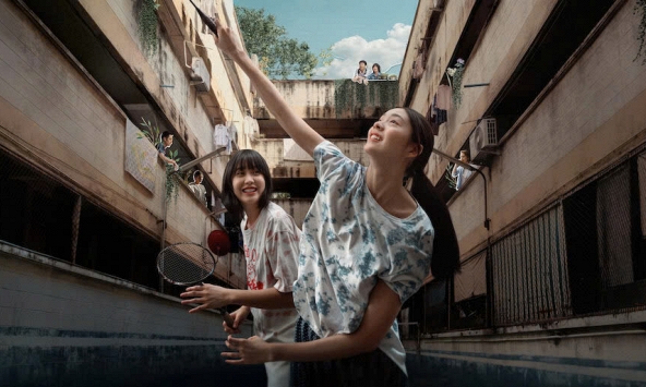 Flat Girls - Tuổi trẻ chông chênh trước ngưỡng cửa trưởng thành 