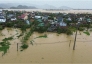Bão số 10 gây ra thiệt hại nghiêm trọng: 19 người thiệt mạng, 13 người mất tích, và hàng nghìn ngôi nhà bị hư hỏng